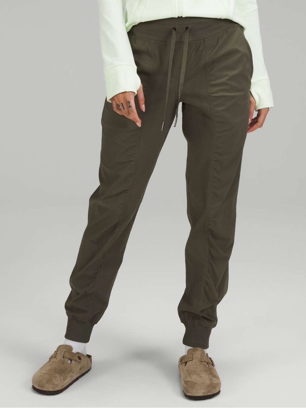 LIKE NEW LULULEMON Dance Studio Joggers!